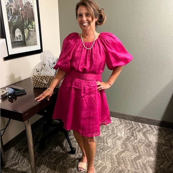 🎉🎉HP2/26🎉🎉Gorgeous Pink BR dress - Picture 2 of 9